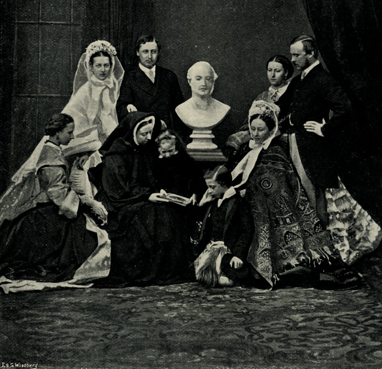 مجموعة العائلة الملكية ، 10 مارس 1863 ، c1897. بواسطة E. and S. Woodbury