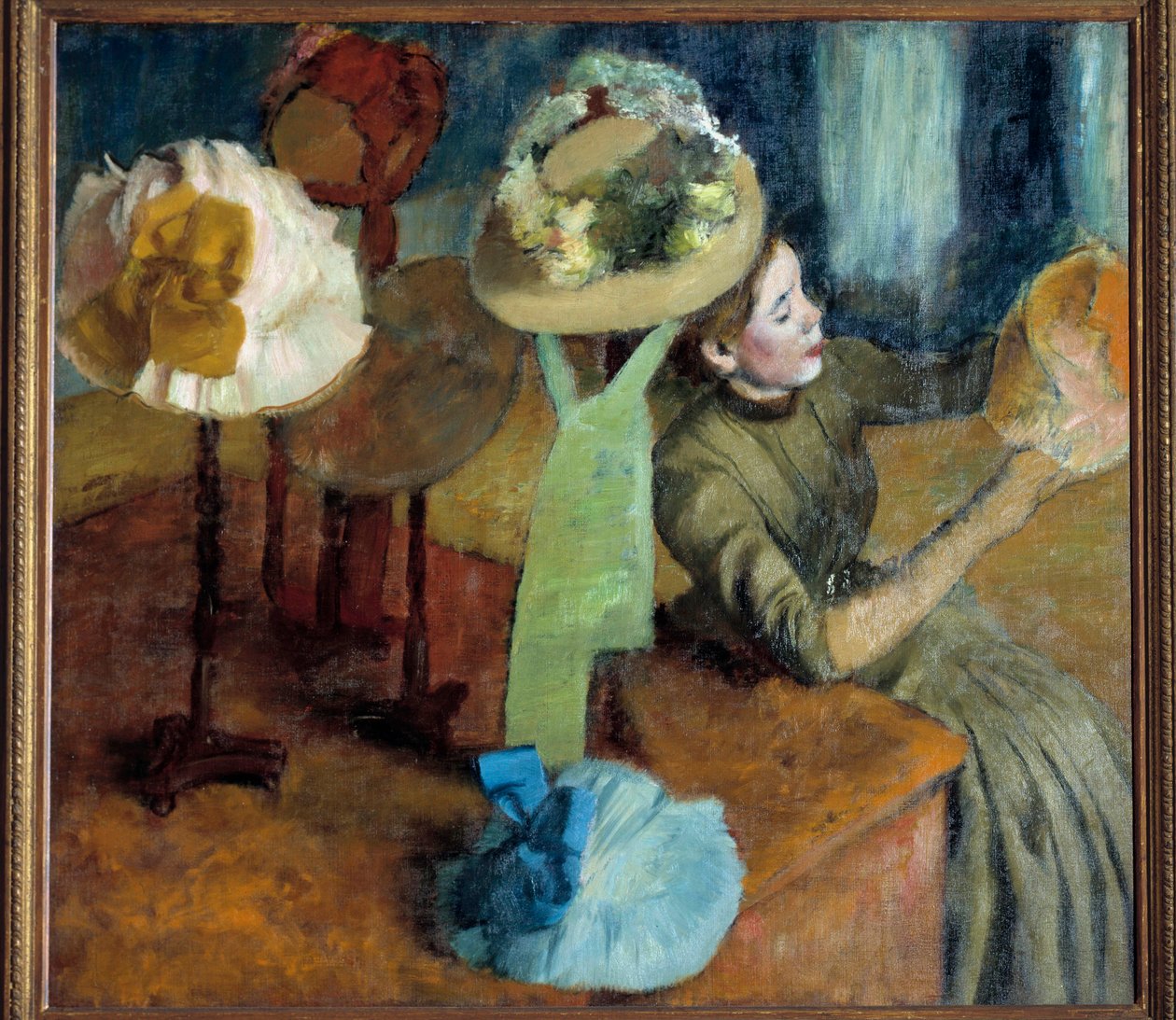 في Milliner