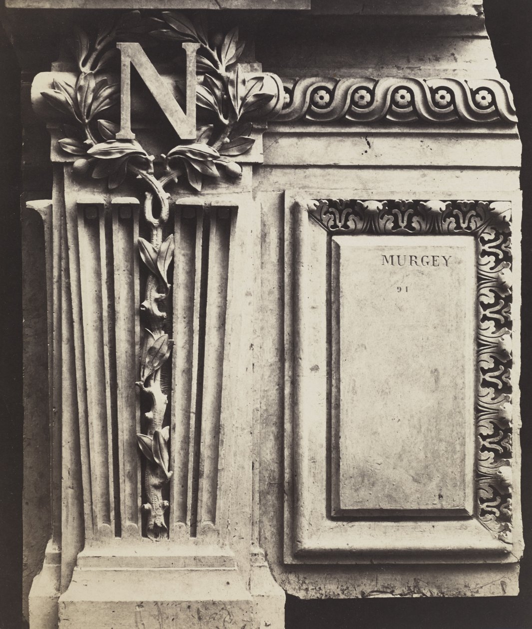 عنصر زخرفي ، متحف اللوفر الجديد ، حوالي 1856 (طباعة فضية زلال من الزجاج السلبي) بواسطة إدوارد دينيس بالدوس