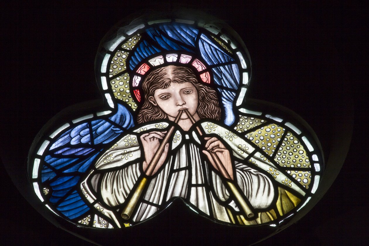 Wilden ، All Saints ، Morris & Co. ، Edward Burne-Jones ، John Henry Dearle (1859-1932) ، الملائكة تهب الأنابيب المزدوجة ، Angel Musicians ، 1902-1914 ، Louisa ، Alfred ، The Baldwins ، رئيس الوزراء ، الميثودي ، W بواسطة إدوارد كولي وديلي بيرن جونز