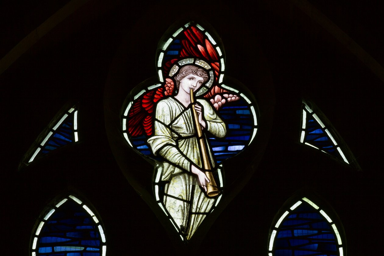 Wilden ، All Saints ، Morris & Co. ، Edward Burne-Jones ، John Henry Dearle (1859-1932) ، Tracery Angel ، Angel Musicians ، 1902-1914 ، Louisa ، Alfred ، The Baldwins ، رئيس الوزراء ، الميثودي ، Worcestershire ، بواسطة إدوارد كولي وديلي بيرن جونز