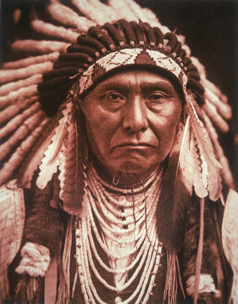 الزعيم جوزيف (1840-1904) حوالي 1903 (صورة بالأبيض والأسود) بواسطة إدوارد شريف كيرتس