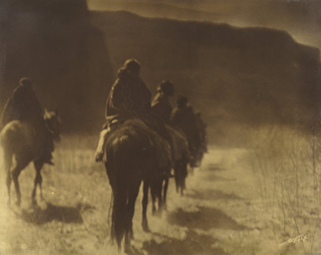 The Vanishing Race Navaho Plate 1 ، المجلد 1 من سلسلة The North American Indian ، c. 1904 (أوروتون) بواسطة إدوارد شريف كيرتس