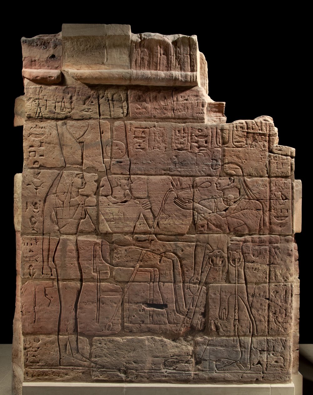 جدار أسبلتا ، c.680 قبل الميلاد من الحجر الرملي بواسطة الأسرة المصرية الخامسة والعشرون