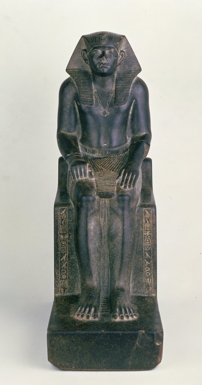 تمثال جالس لـ Sesostris III ، من Hierakonpolis ، المملكة الوسطى (الجرانيت الأسود) بواسطة الأسرة الثانية عشرة المصرية