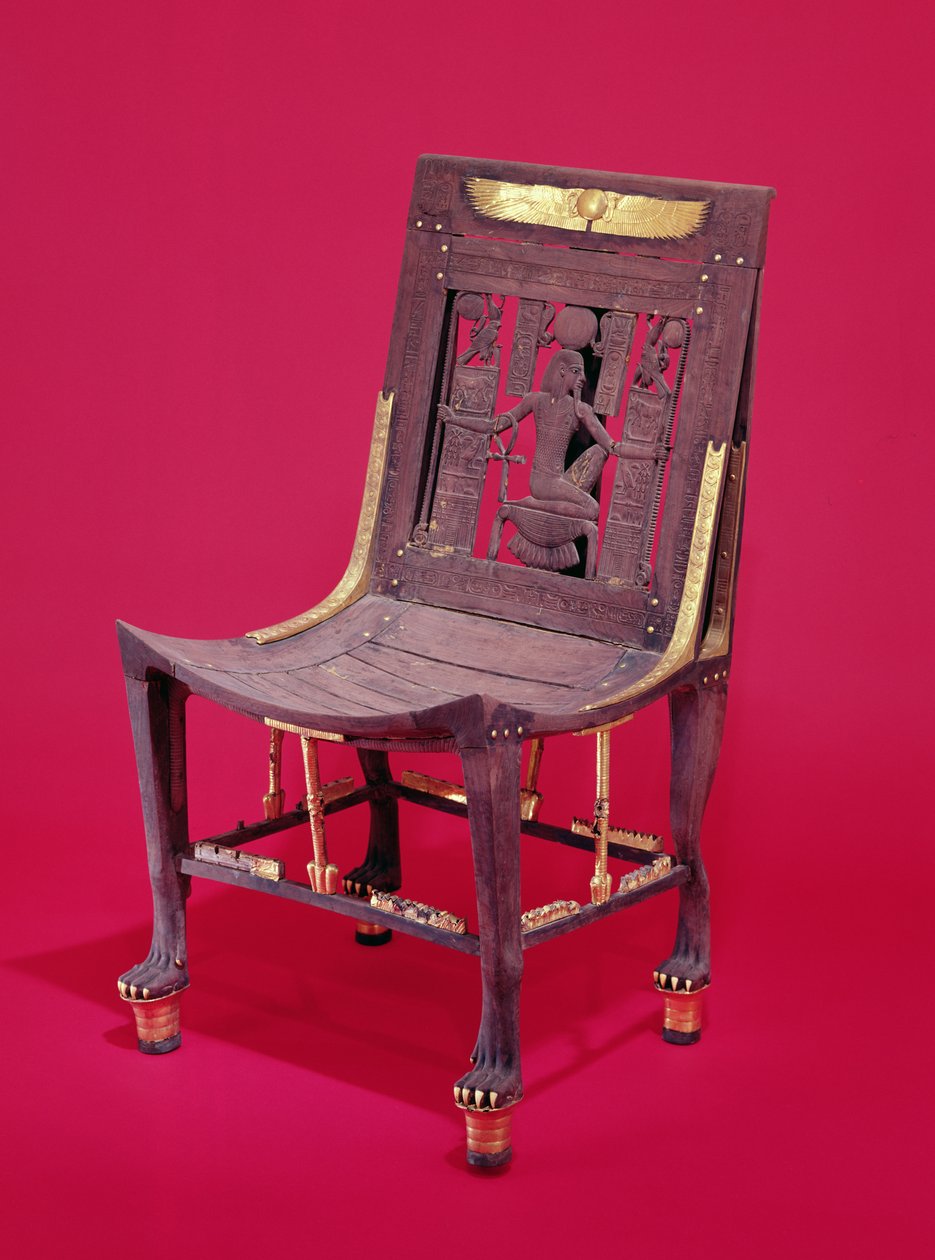 كرسي من مقبرة توت عنخ آمون (1370-1352 قبل الميلاد) يصور روح ملايين السنين ، المملكة الحديثة (خشب الأرز) (انظر أيضًا 148192) بواسطة الأسرة الثامنة عشر المصرية