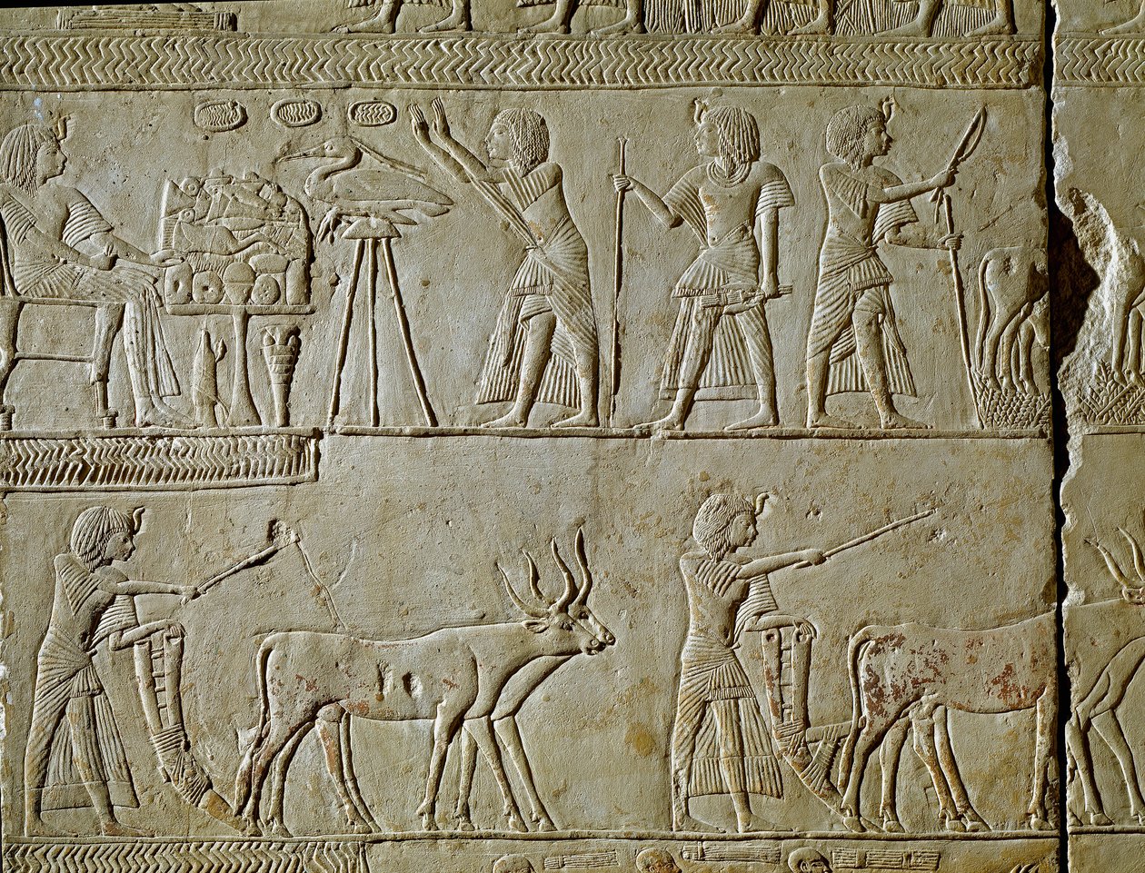 الآثار المصرية: مشاهد من العمل في الحقول وعروض للفرعون. تفاصيل إغاثة من قبر حورمد (حوالي 1323-1293 قبل الميلاد) الكاتب الملكي لتوت عنخ آمون. 1354-1326 ق. بولونيا ، Civico Museo Archeologico بواسطة الأسرة الثامنة عشر المصرية
