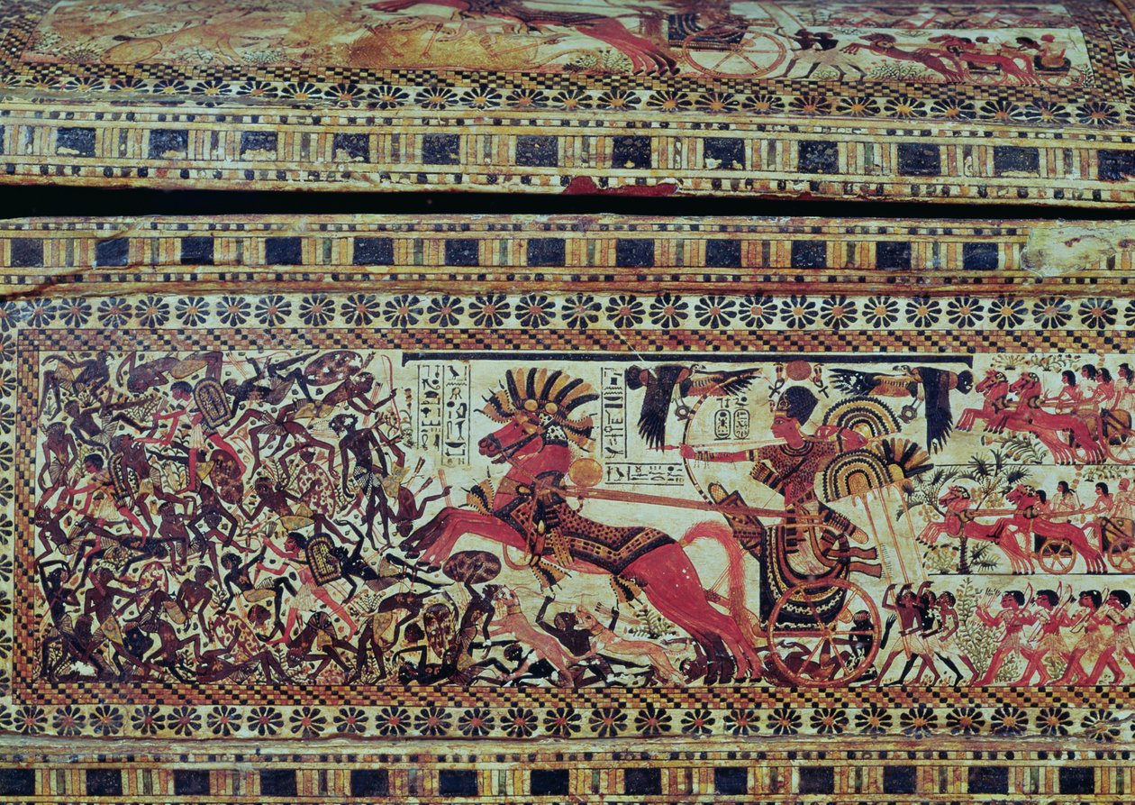 توت عنخ آمون (1370-1352 قبل الميلاد) في مركبته التي تهاجم الأفارقة ، التفاصيل من جانب الصدر ، المملكة الحديثة ، 1340 قبل الميلاد (الخشب المطلي) (انظر 147998) بواسطة الأسرة الثامنة عشر المصرية
