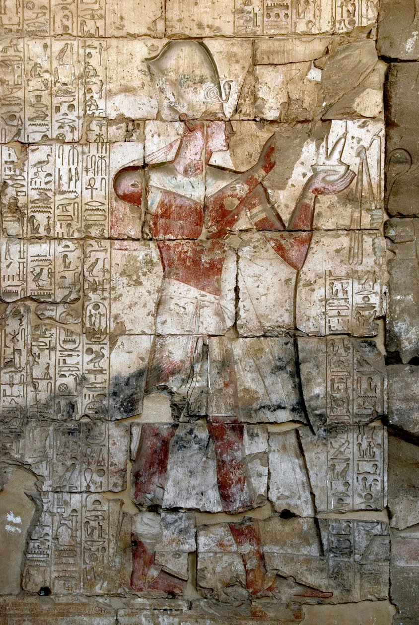 الفن المصري القديم: نقش منخفض على عمود معبد سيثي الأول (سيتي أو سيتي الأول بواسطة الأسرة المصرية التاسعة عشرة
