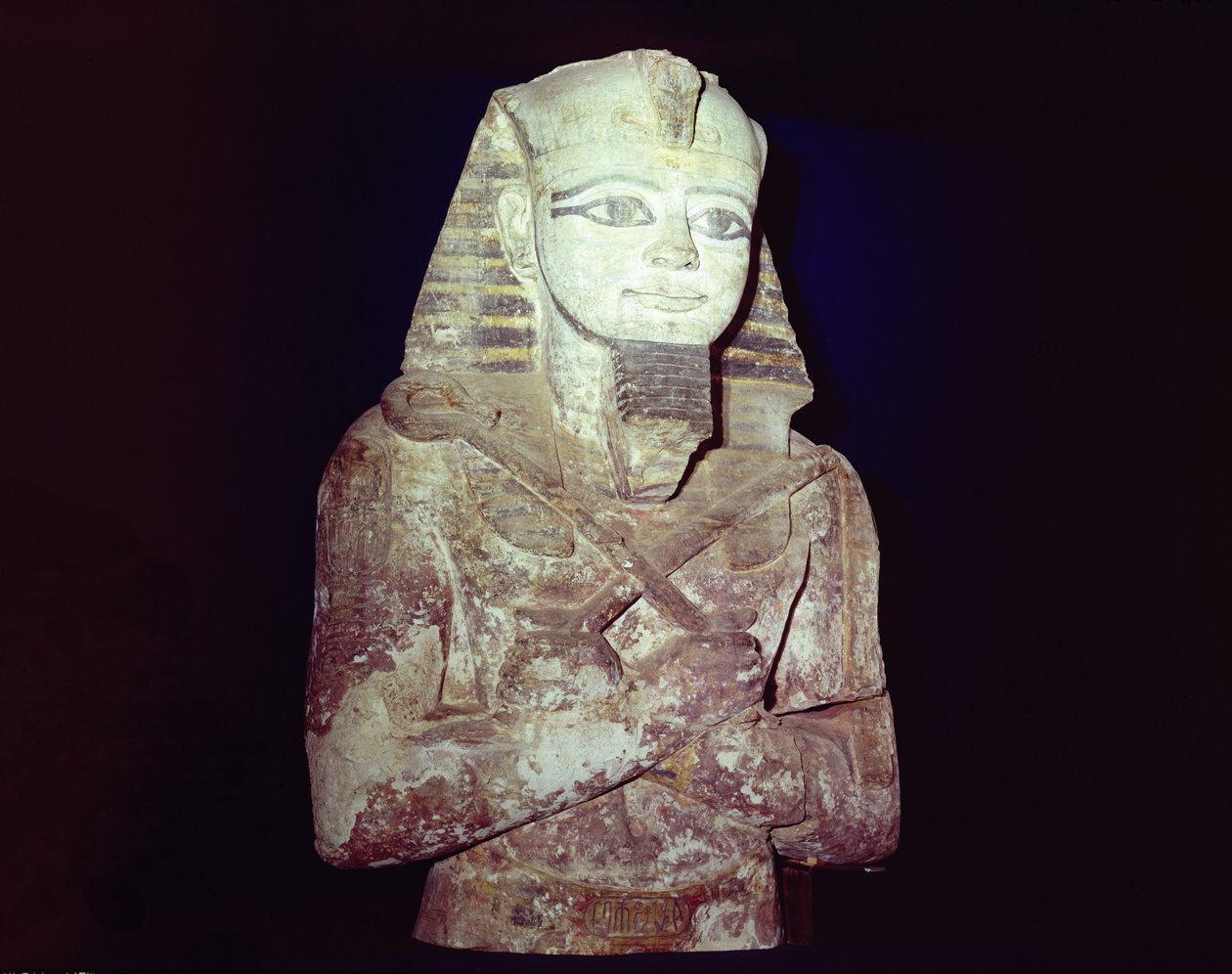 عملاق رمسيس الثاني (1279-1213 قبل الميلاد) تفاصيل من عمود أوزيريد ، من معبد جرف حسين ، النوبة ، المملكة الحديثة (الحجر الرملي) بواسطة الأسرة المصرية التاسعة عشرة