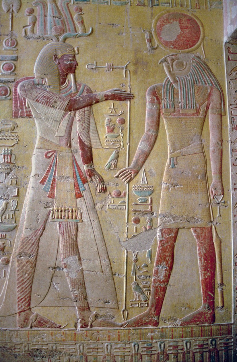 نقش يصور مرنبتاح (1236-1223 قبل الميلاد) يستقبله Re-Herakhty ، من مقبرة مرنبتاح ، المملكة الجديدة ، c.1297-1185 قبل الميلاد (الحجر الجيري المطلي) بواسطة الأسرة المصرية التاسعة عشرة