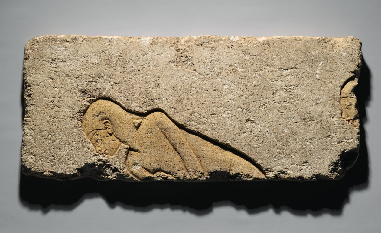 نقش يصور انحناء رجلين ، من تل العمارنة ، المملكة الحديثة ، c.1352-1336 قبل الميلاد (الحجر الجيري) بواسطة الأسرة المصرية التاسعة عشرة