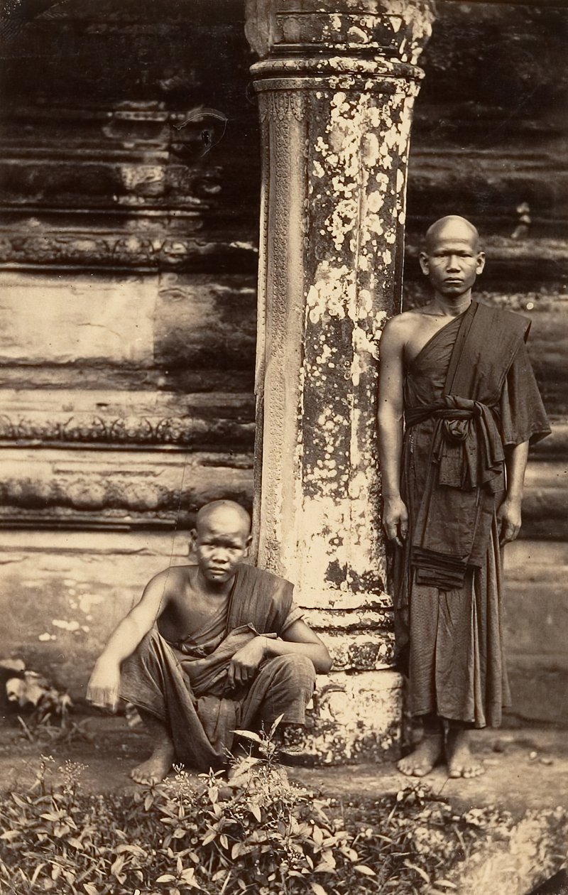 Bonzes of the Great Pagoda ، 1866. بواسطة إميل جسيل