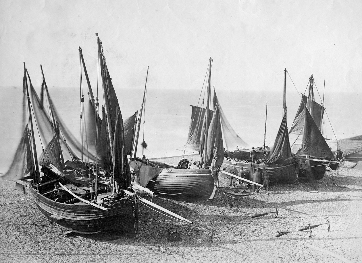 انسحبت قوارب الصيد إلى الشاطئ في شورهام-باي-سي ، 1880 (صورة) بواسطة مصور انجليزى