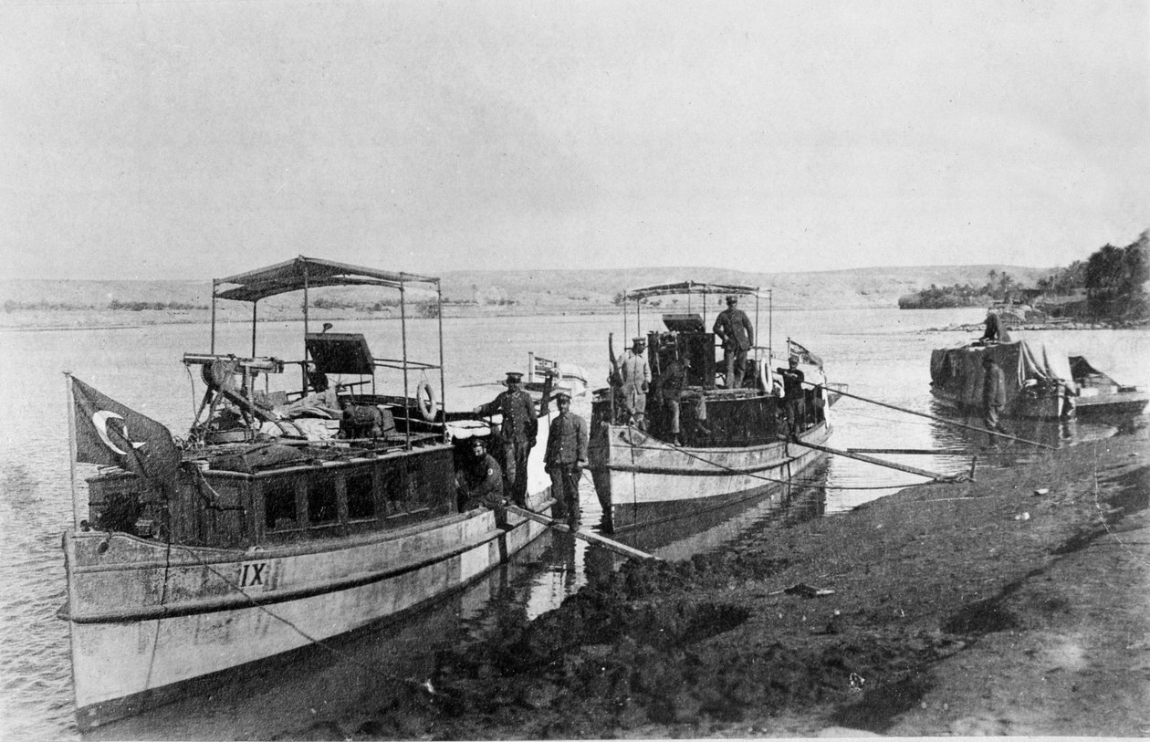 زوارق حربية ، 1916-1917 بواسطة مصور انجليزى