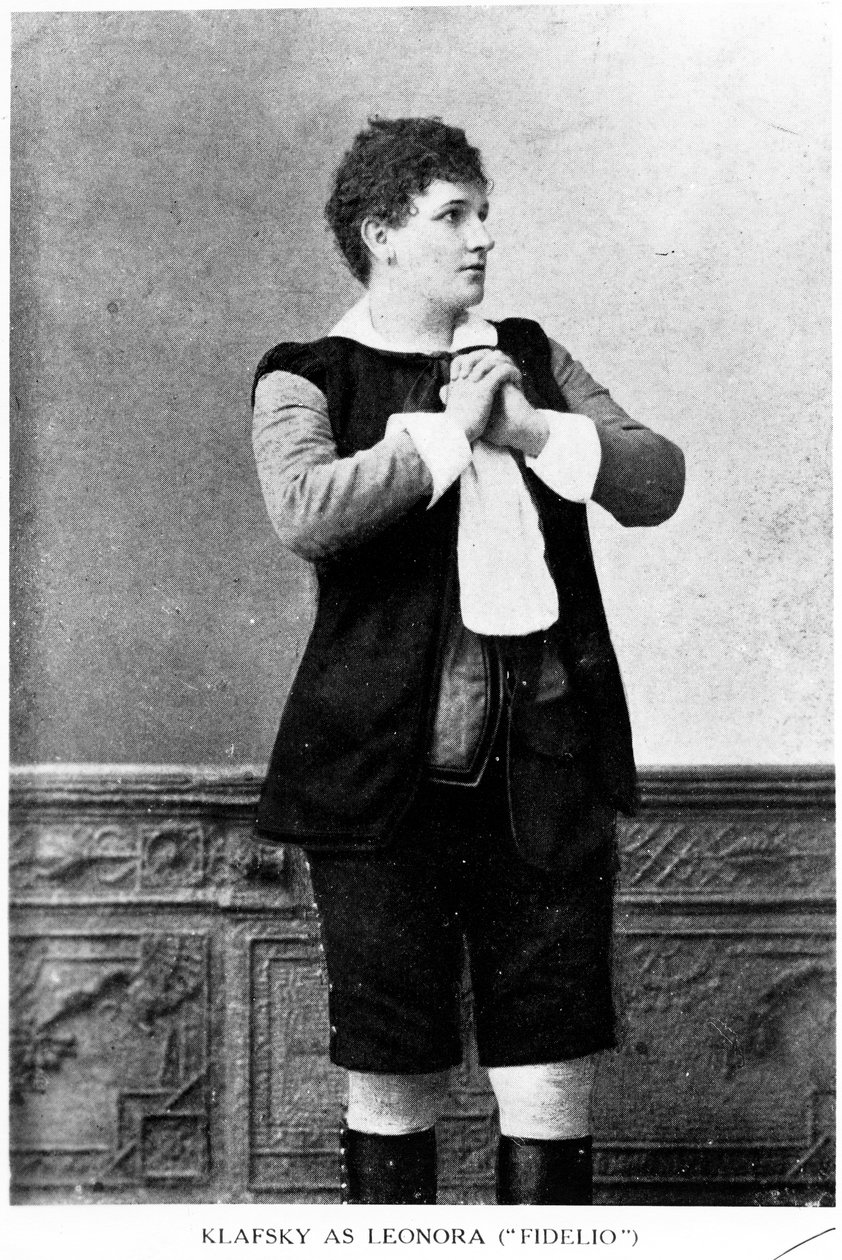 كاثرينا كلافسكي مثل ليونورا من "فيديليو" ، 1892 بواسطة مصور انجليزى