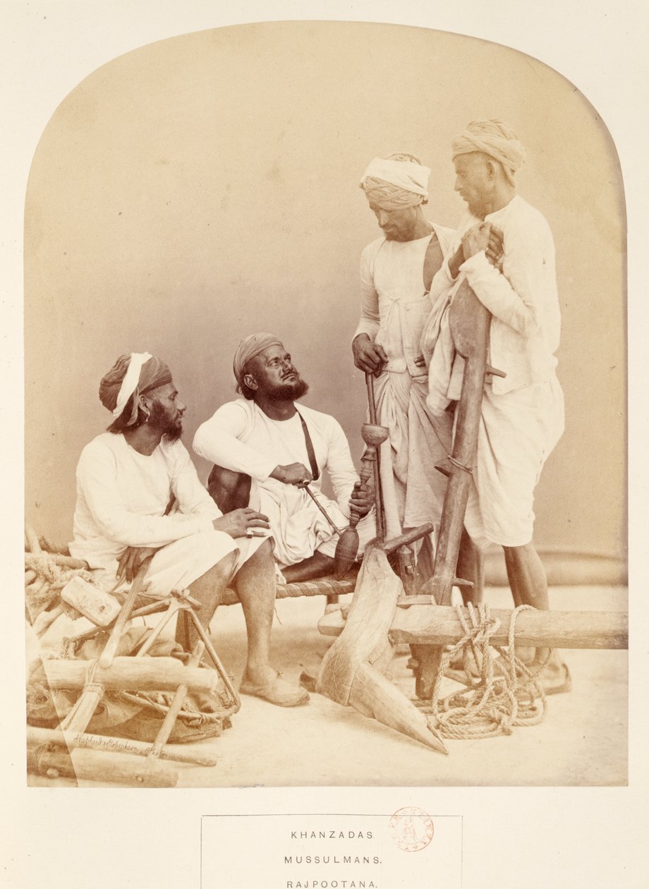 Khanzadas ، Mussulmans ، Rajpootana ، من The People of India ، بقلم J. Forbes Watson ، تم نشره عام 1868 (طبعة زخرفية) بواسطة مصور انجليزى