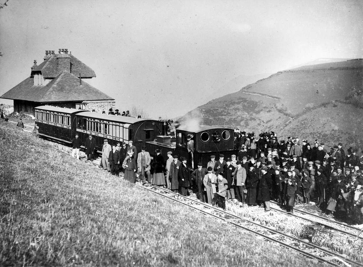 سكة حديد لينتون بارنستابل ، 1898 بواسطة مصور انجليزى