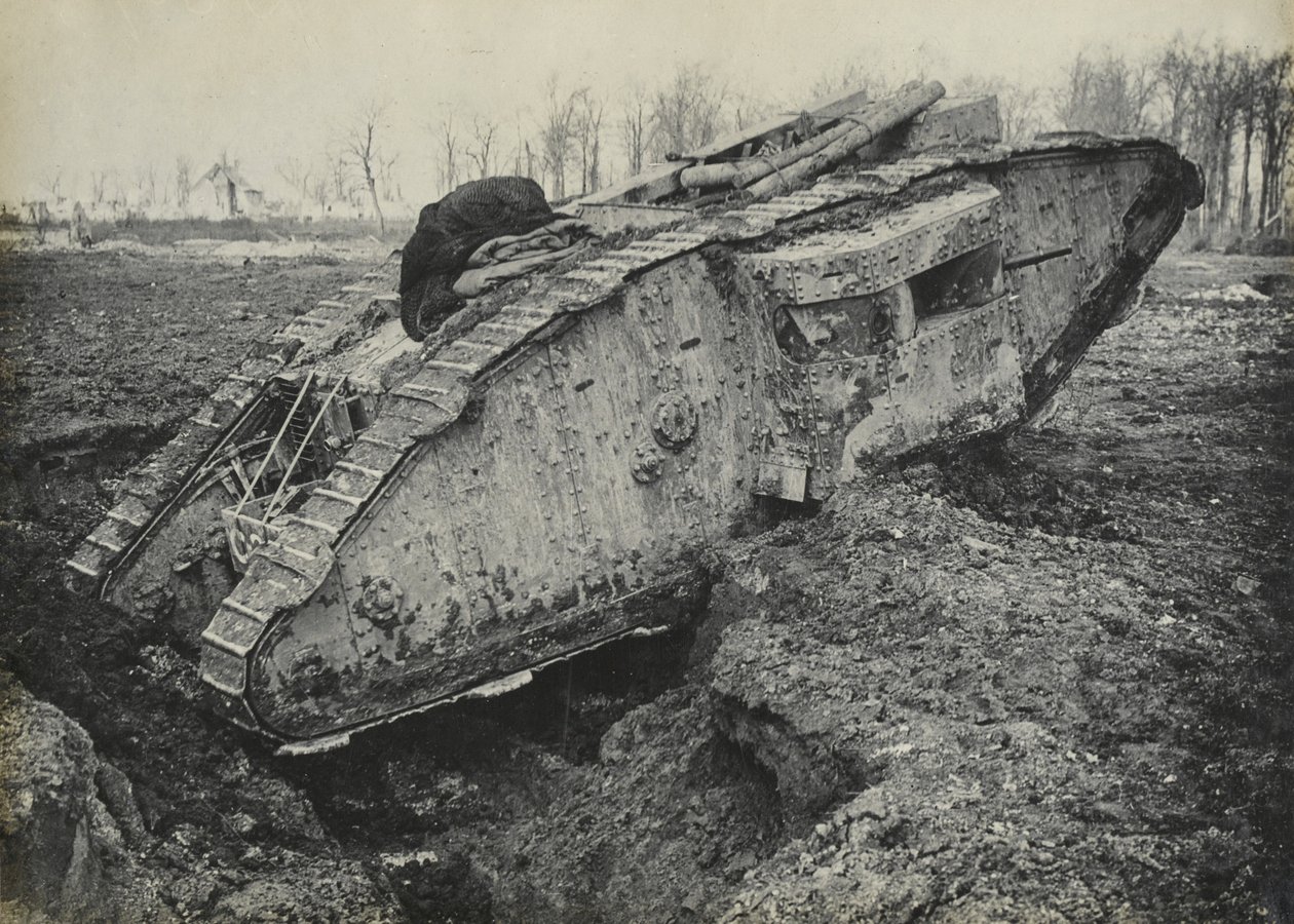 صورة للدبابة البريطانية ، 1918 بواسطة مصور انجليزى