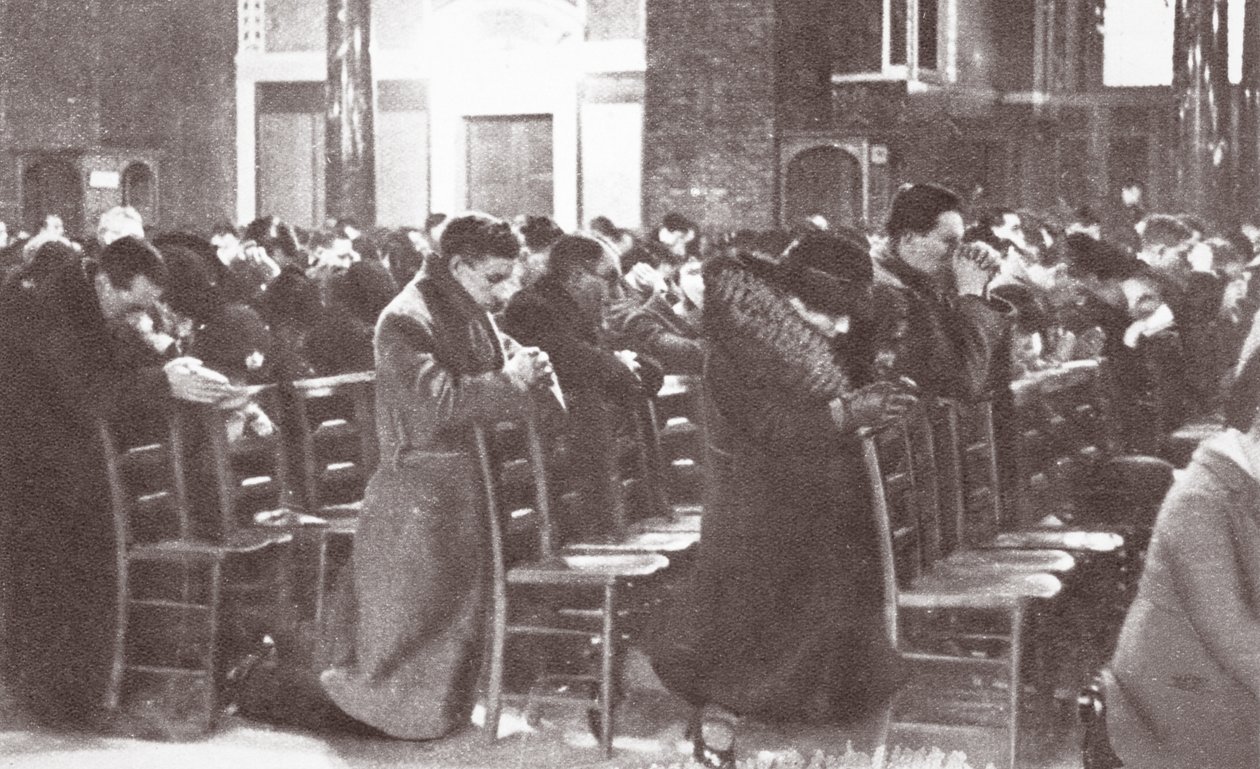 صلوات لجورج الخامس ، يناير 1936 بواسطة مصور انجليزى
