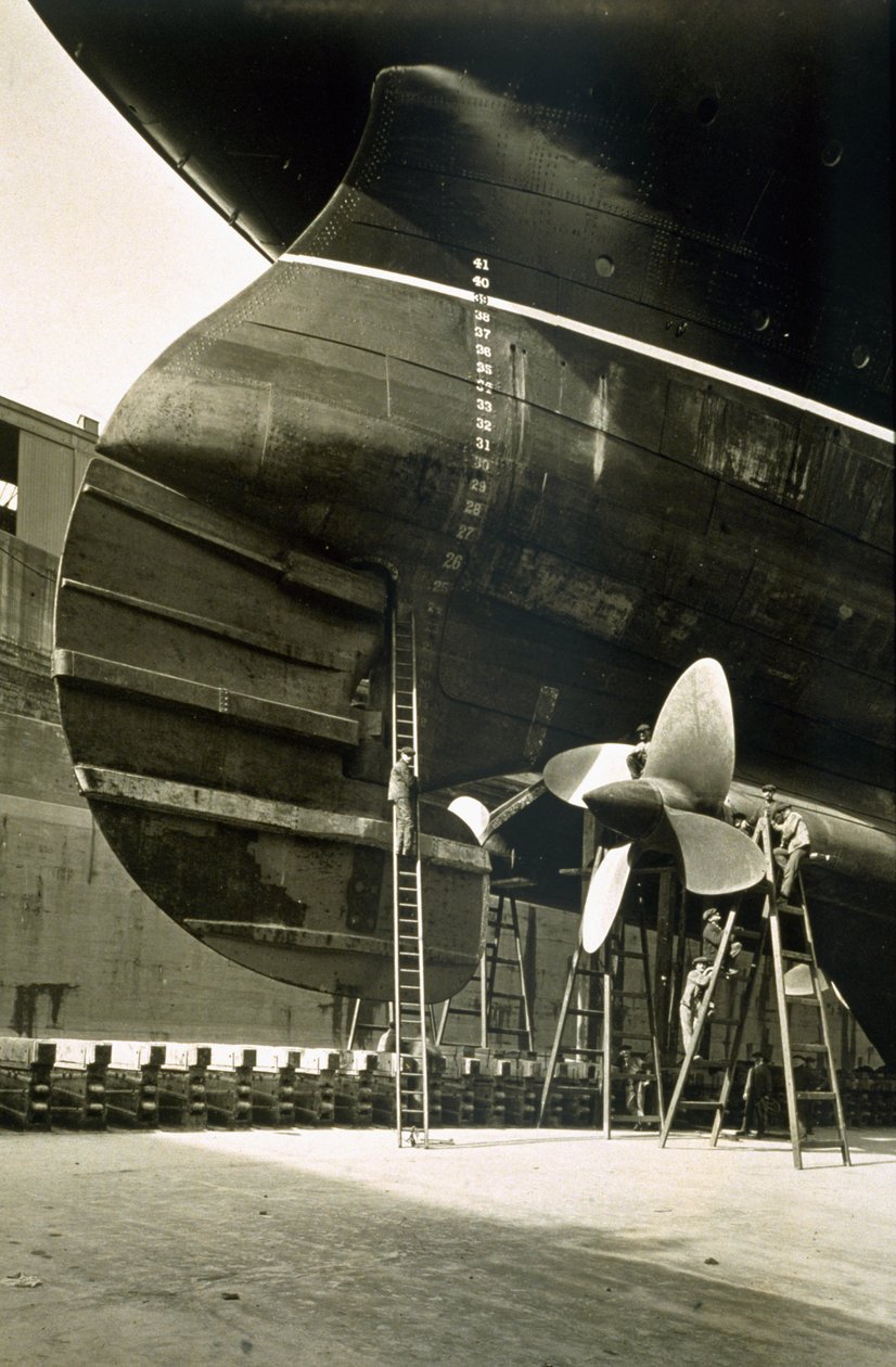 RMS Aquitaine بواسطة مصور انجليزى