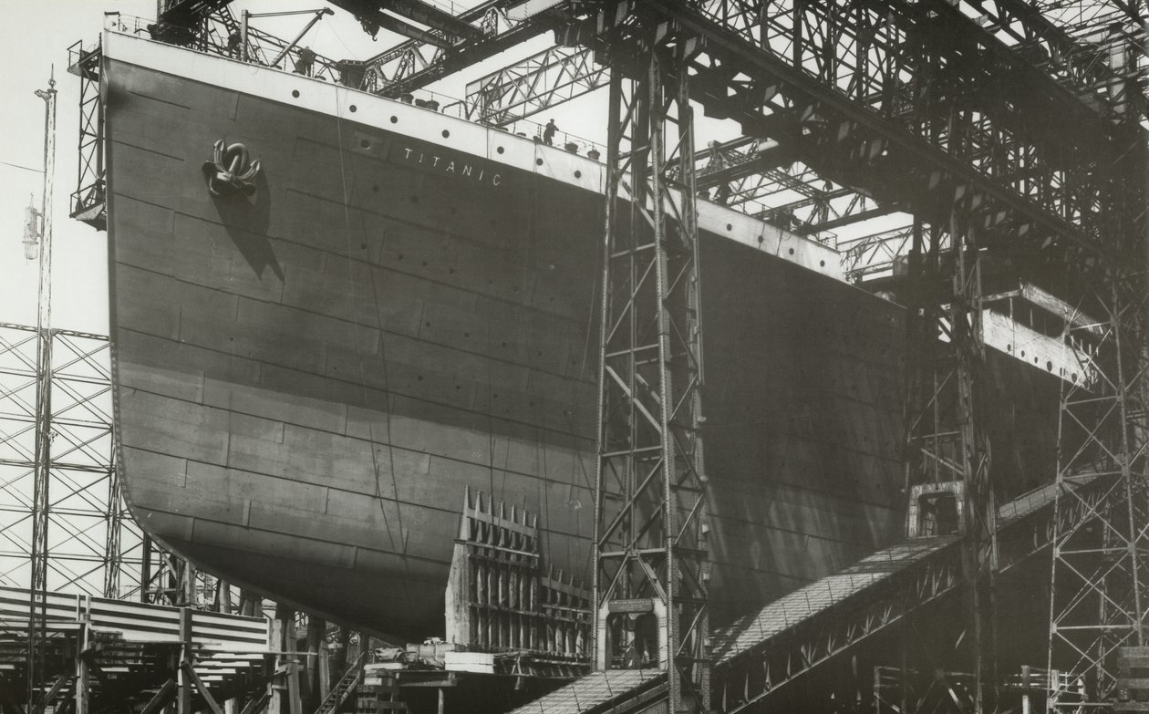RMS Titanic على وشك الإطلاق ، 05 يناير 1911 بواسطة مصور انجليزى