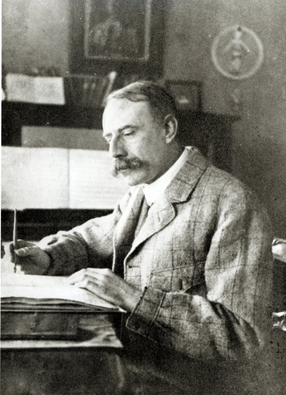 السير إدوارد الجار (1857-1934) بواسطة مصور انجليزى