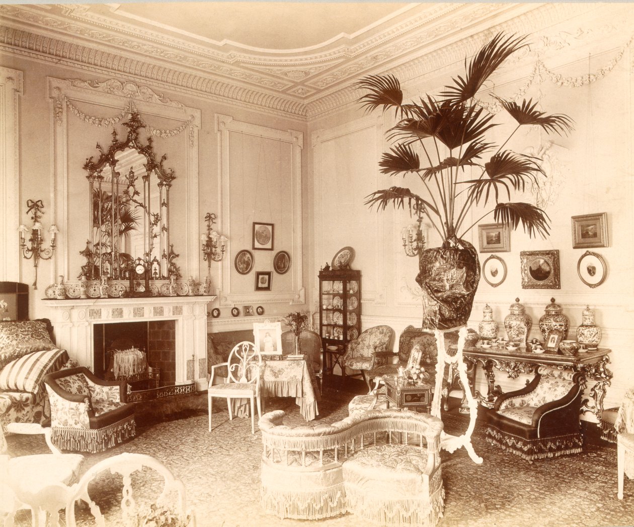 The Boudoir at 17 Grosvenor Place ، لندن بواسطة مصور انجليزى