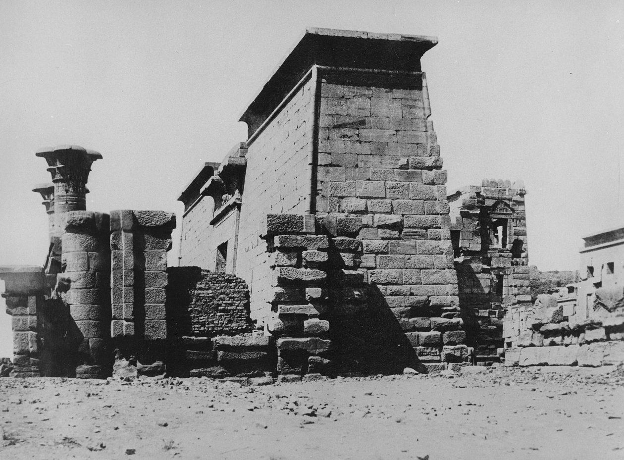 الصرح بواسطة مصور انجليزى