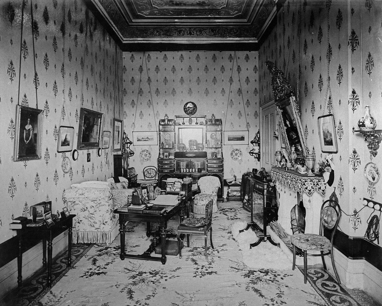 غرفة الجلوس كوينز ، فيلا كلارا ، 1870-80 بواسطة مصور انجليزى