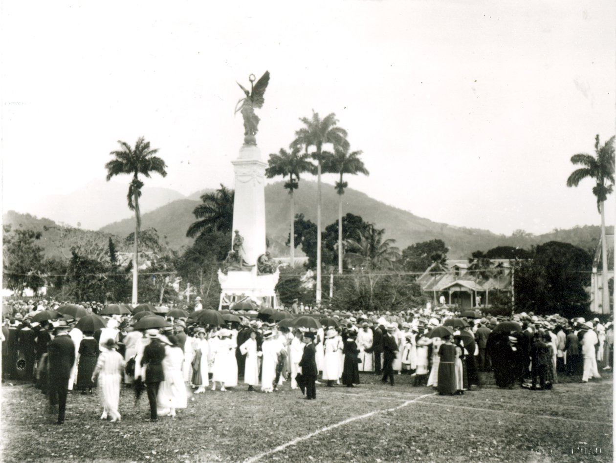 الكشف عن النصب التذكاري الحربي ، بورت أوف سبين ، ترينيداد ، 1920 بواسطة مصور انجليزى