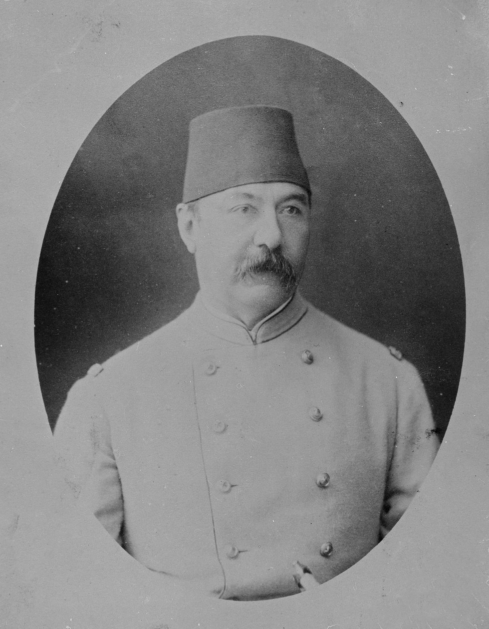 فالنتين بيكر بواسطة مصور انجليزى