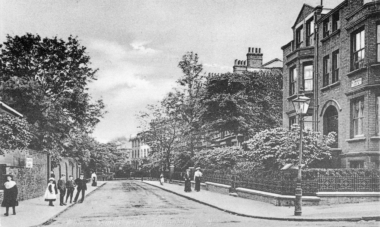 طريق جسر ويلو ، Canonbury ، Islington ، c.1905 بواسطة مصور انجليزى