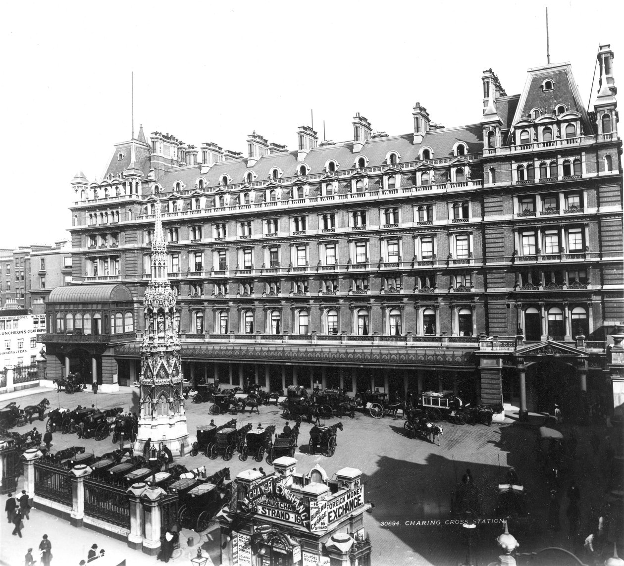 فندق Charing Cross Station ، c.1890 (صورة) بواسطة مصور انجليزى