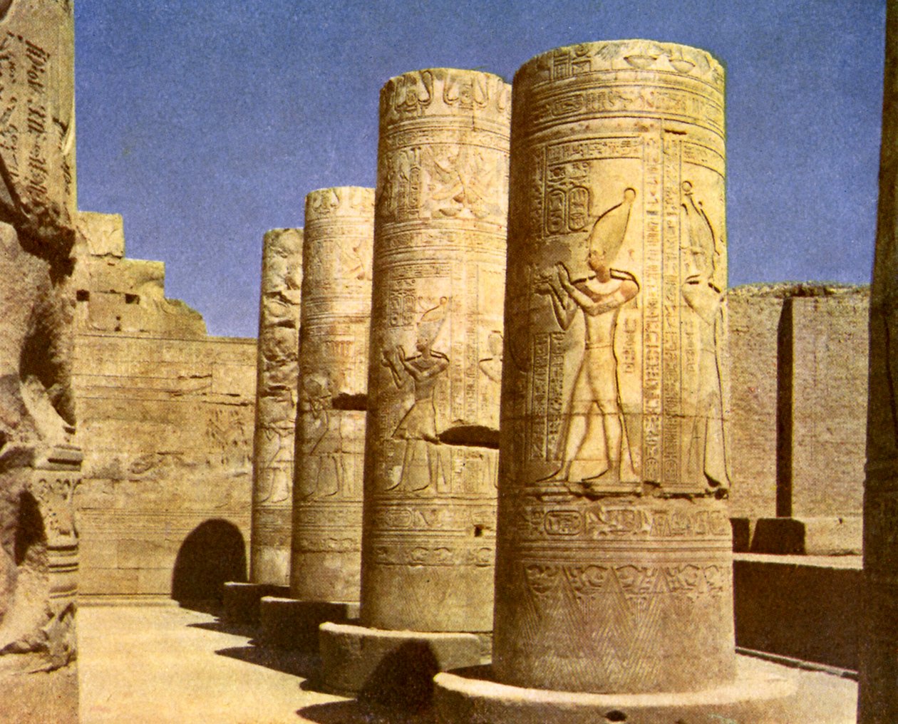 مصر - كوم أوميو بواسطة مصور انجليزى
