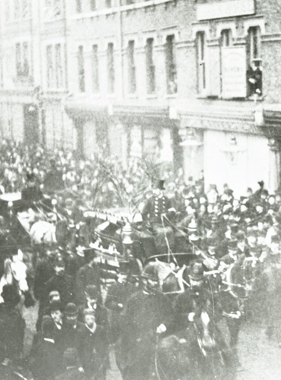 موكب جنازة لتشارلز هادون سبورجون ، West Norwood ، لندن ، 1892 بواسطة مصور انجليزى
