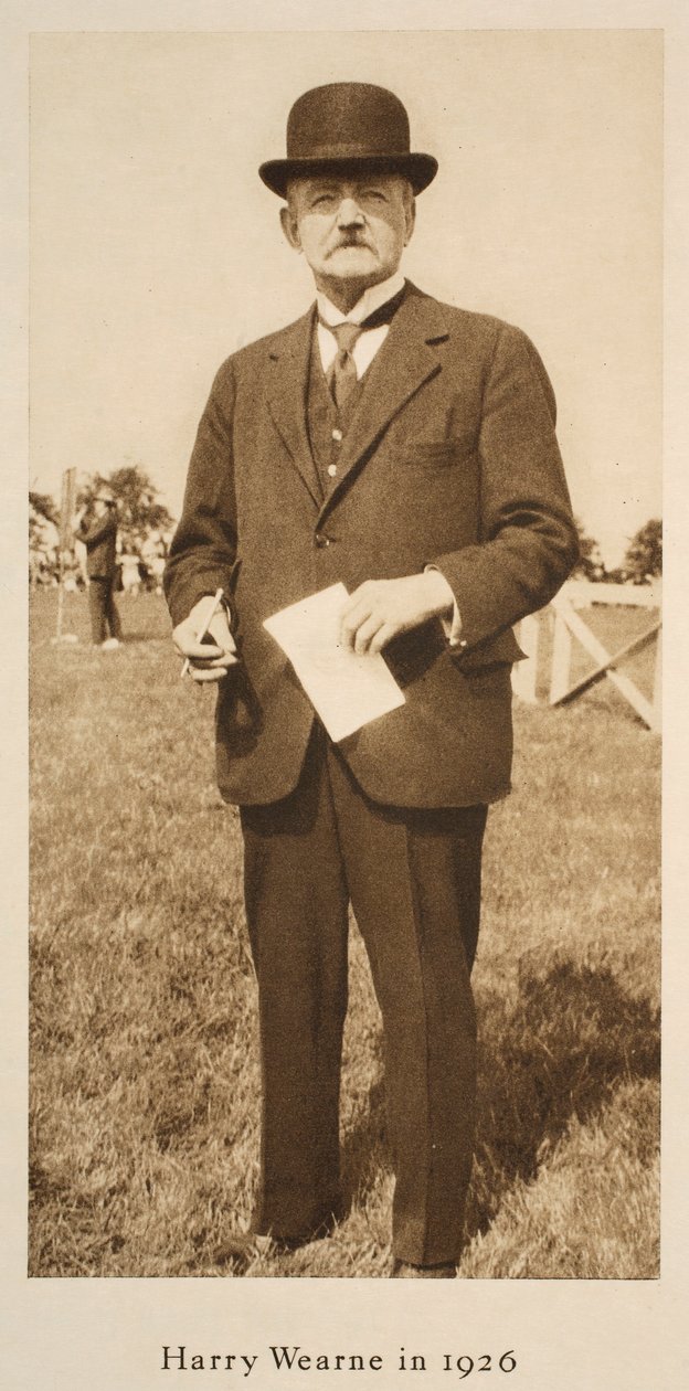 هاري ويرن في عام 1926 (صورة بني داكن) بواسطة مصور انجليزى