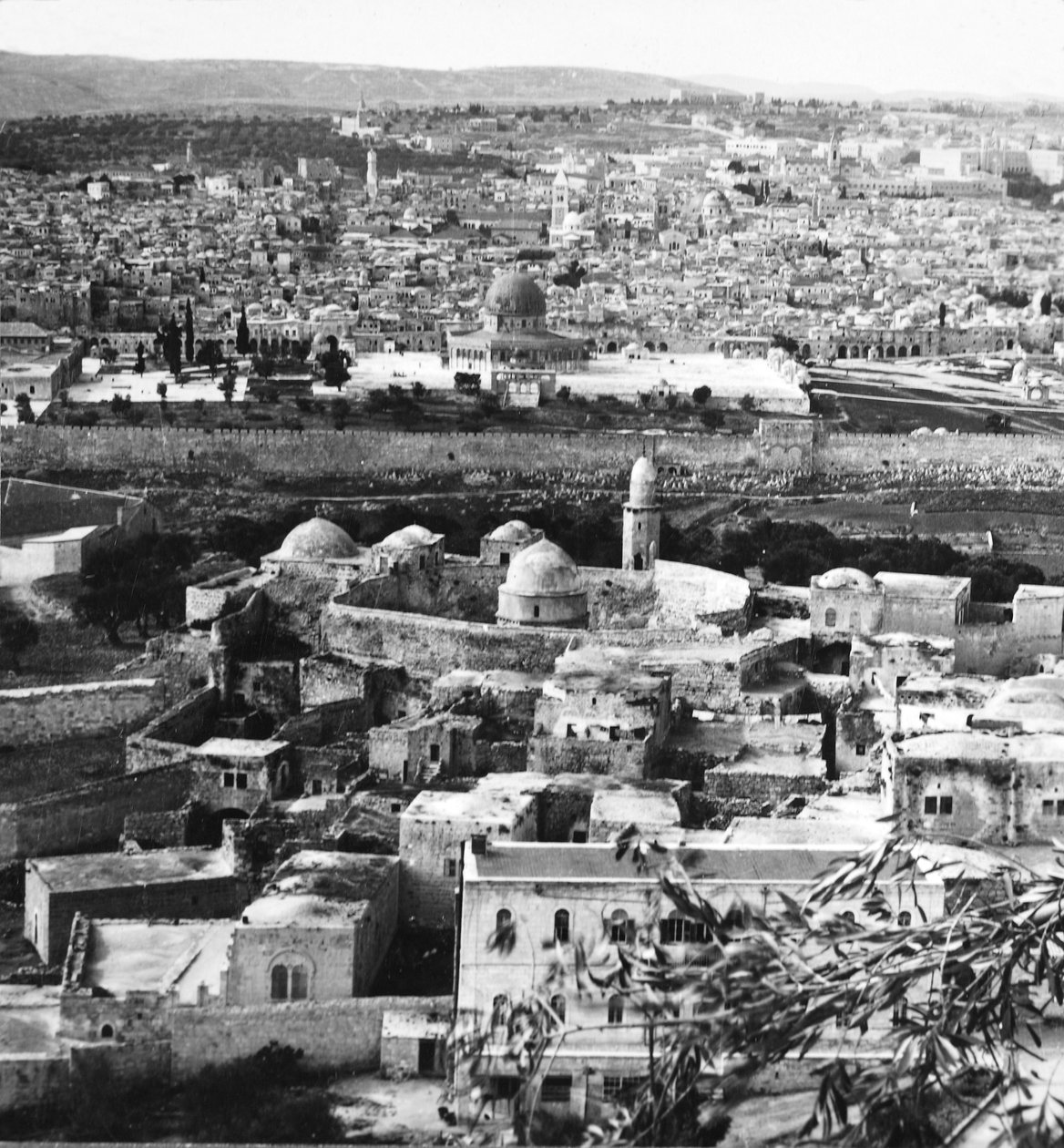 القدس المدينة المقدسة ، هدف الصليبيين ، تم إنقاذه إلى الأبد من الأتراك ، 1917 بواسطة مصور انجليزى
