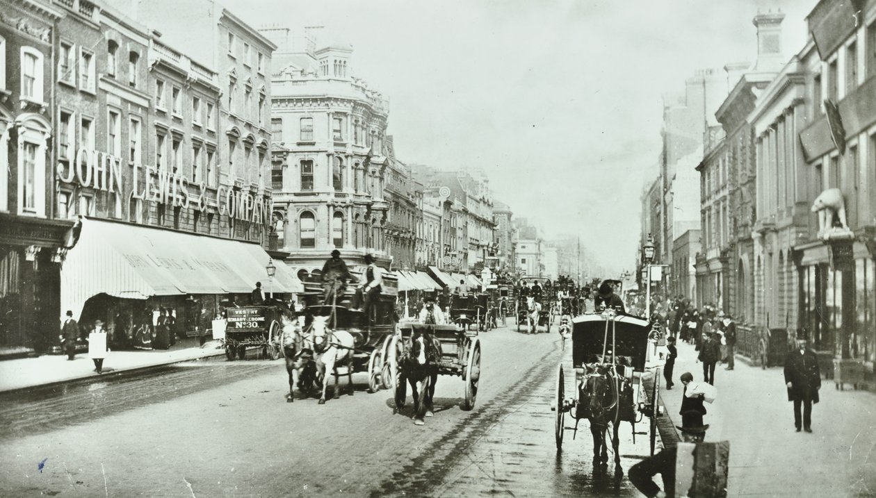 جون لويس ، شارع أكسفورد ، وستمنستر إل بي: النظر شرقاً بواسطة أوكسفورد سيركس ، 1890 بواسطة مصور انجليزى