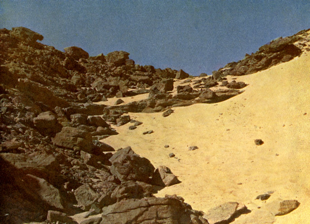 على هضبة الصحراء ، مصر بواسطة مصور انجليزى