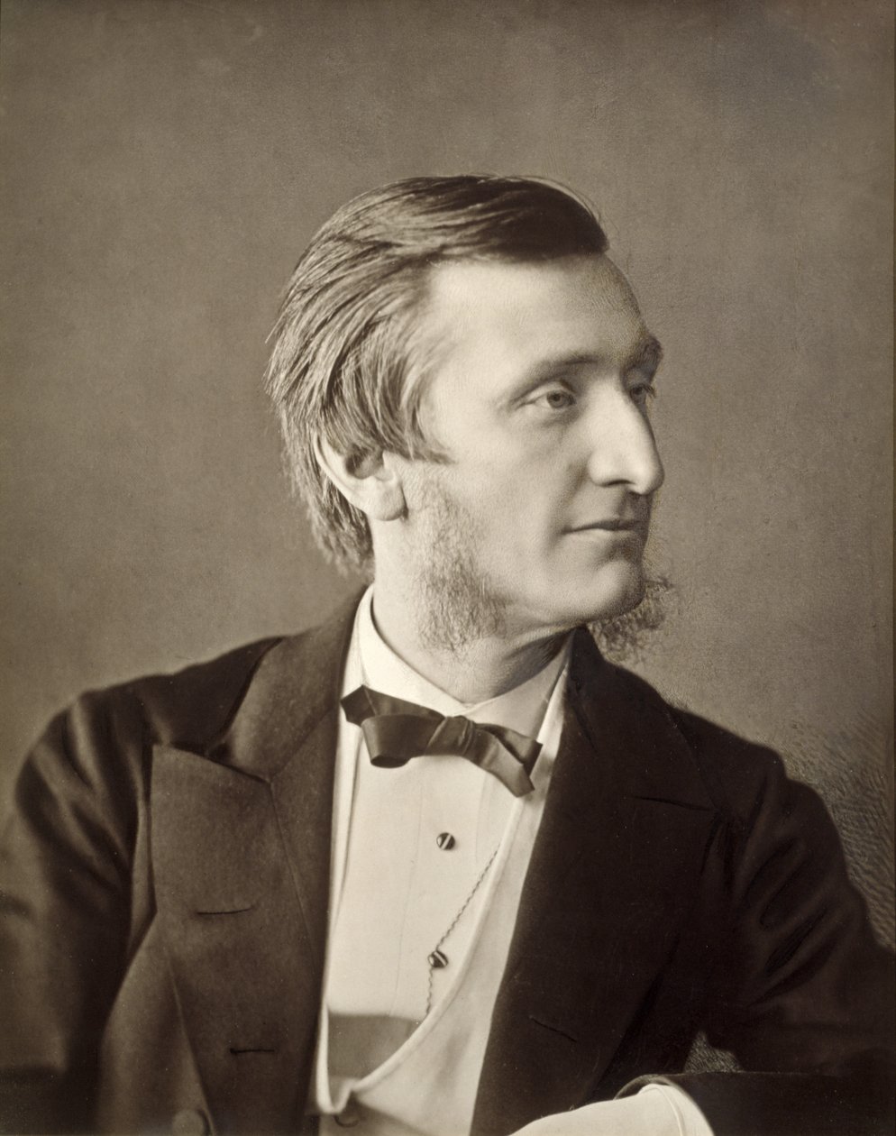 صورة شخصية لجون هول غلادستون (1827-1902) بواسطة مصور انجليزى