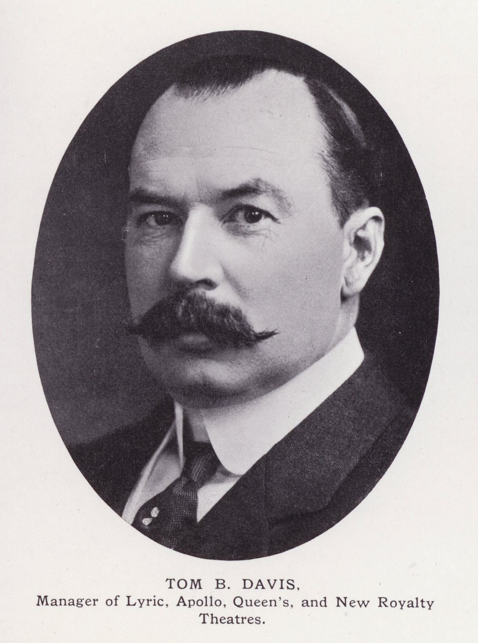 Prominent Men of London: Tom B Davis (b/w photo) بواسطة مصور انجليزى