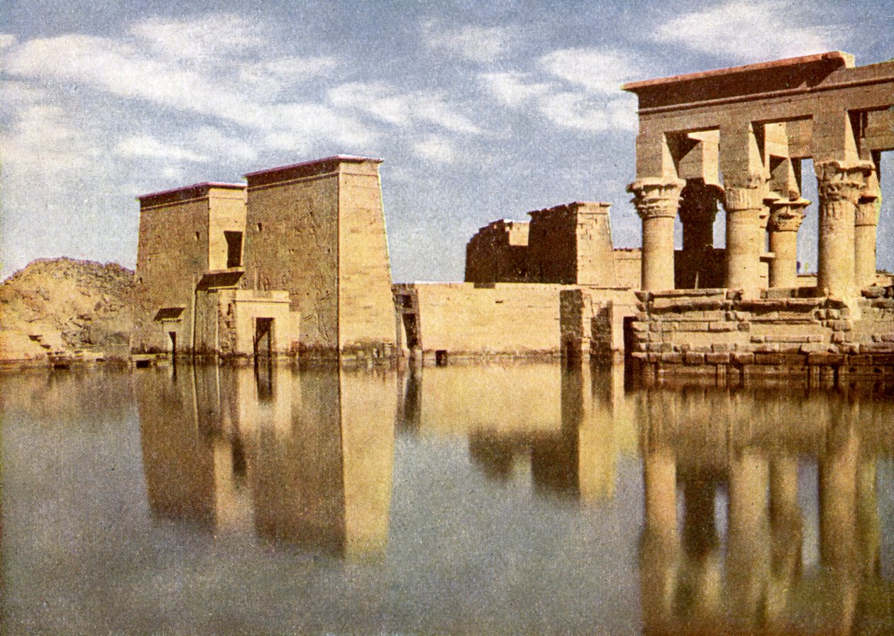 "أنقاض معبد فيلة ، مصر. بواسطة مصور انجليزى