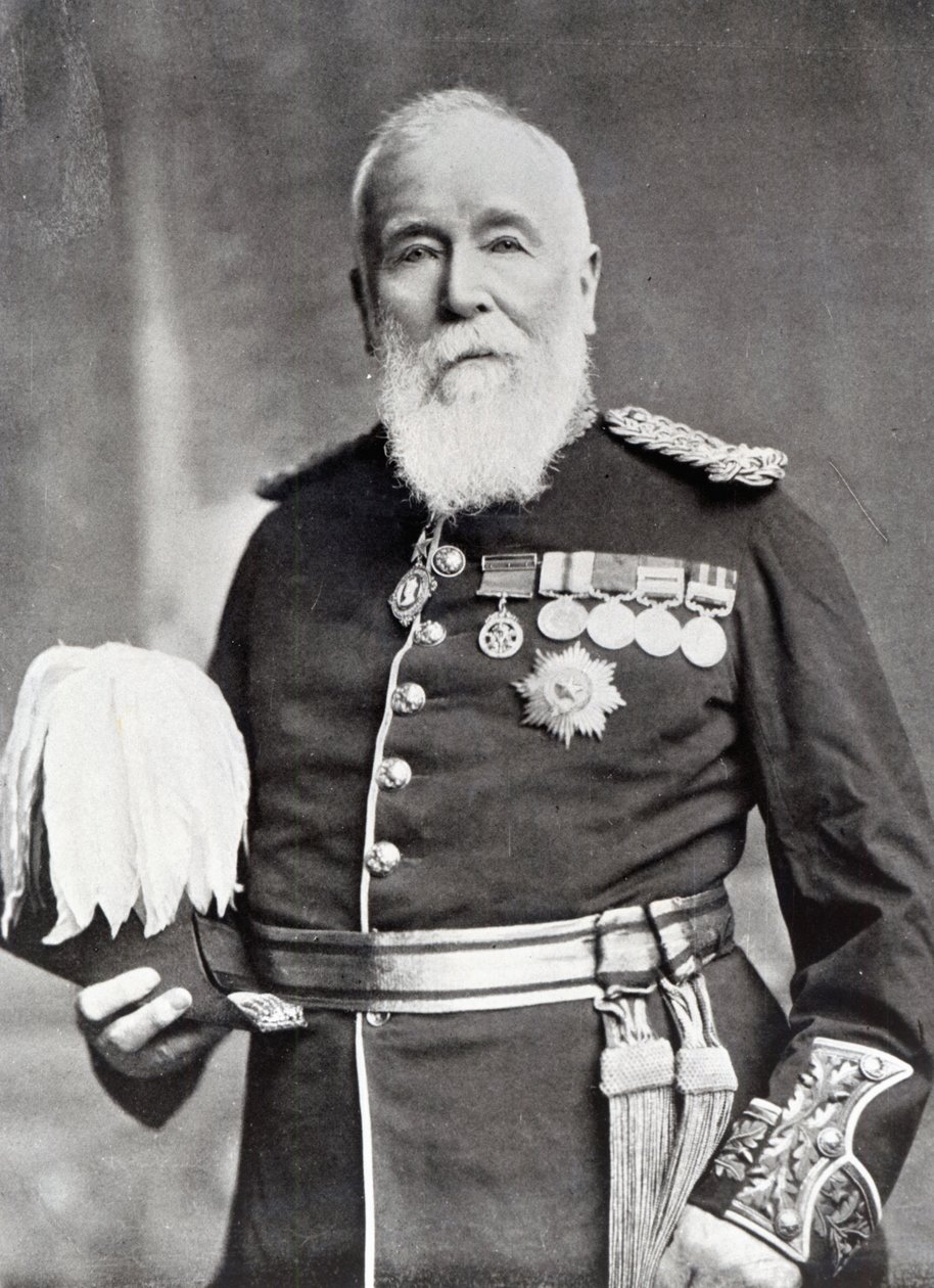 Sir Harry Burnett Lumsden (b/w photo) بواسطة مصور انجليزى