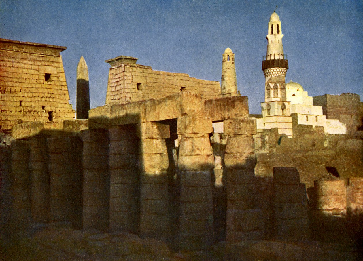 معبد الأقصر عند الحدث ، مصر. بواسطة مصور انجليزى