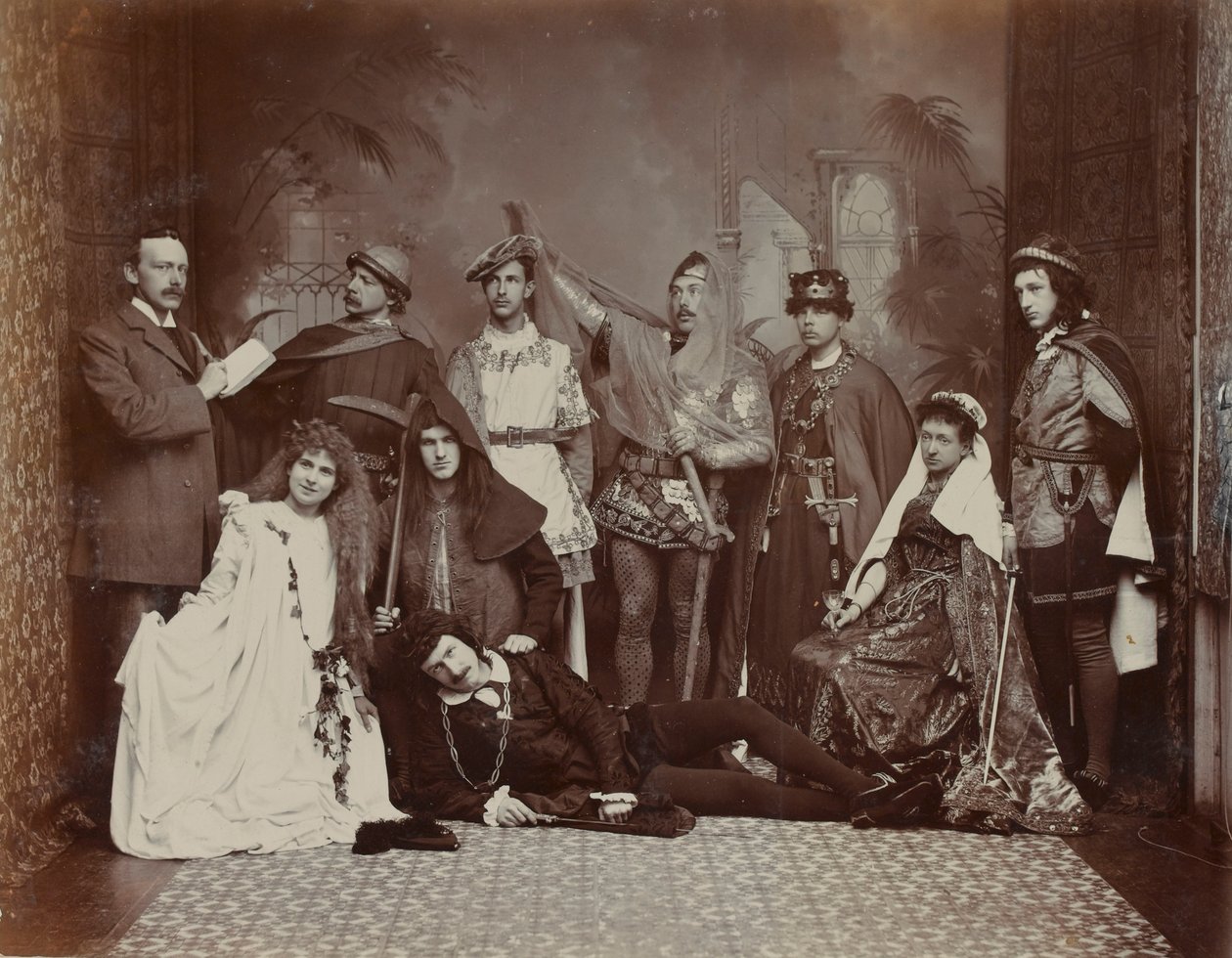قلعة هاملت ، حدائق الشتاء ، شلتنهام ، 1895 بواسطة مصور انجليزى
