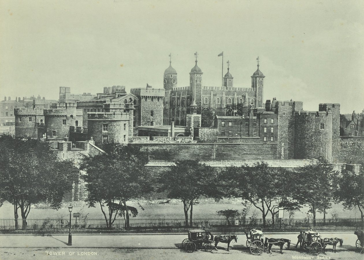 برج لندن ، تاور هيل ، 1890 بواسطة مصور انجليزى