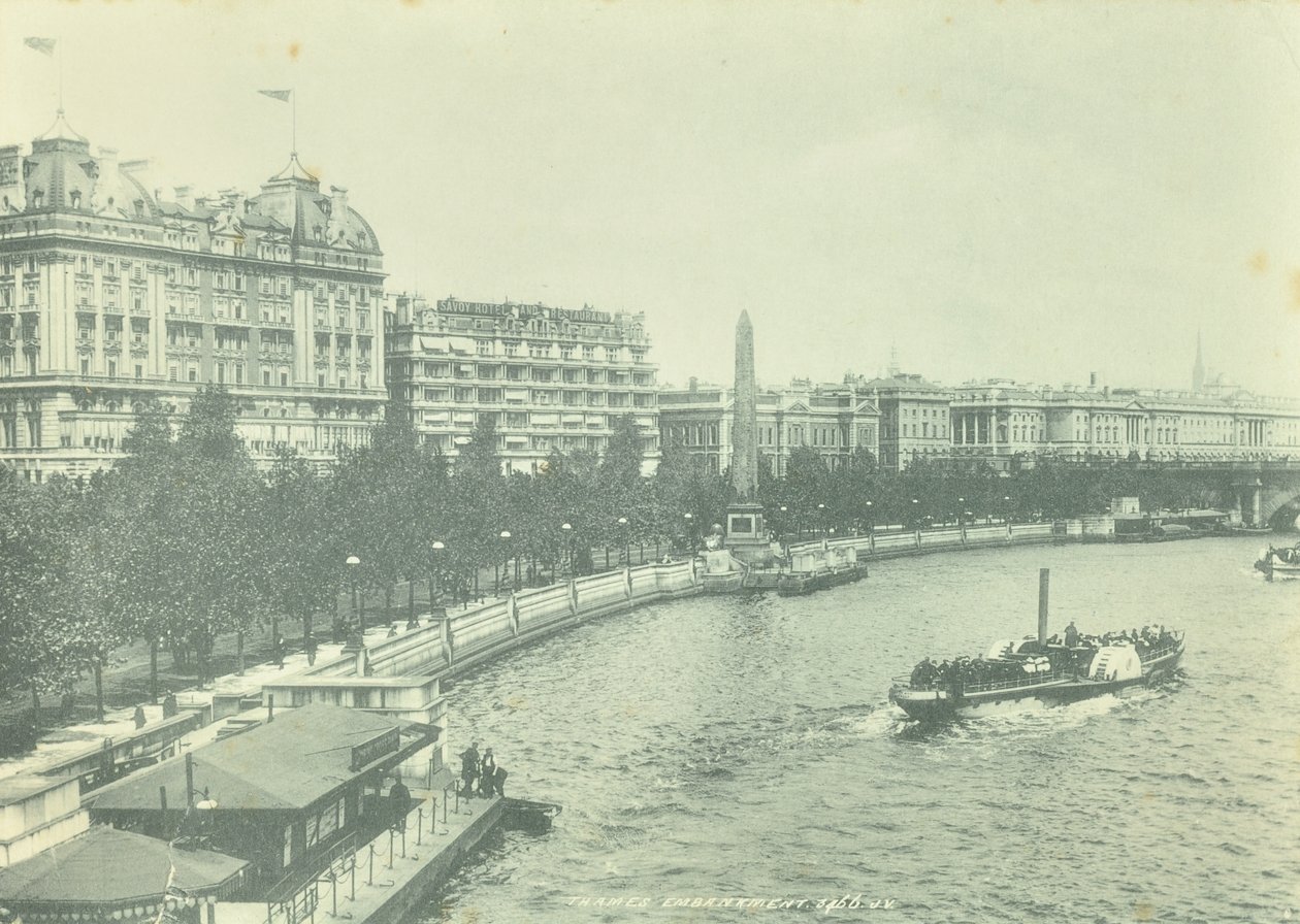 فيكتوريا إمبانكمنت ، وستمنستر إل بي: ينظر شمالا من جسر هانجرفورد ، 1895 بواسطة مصور انجليزى