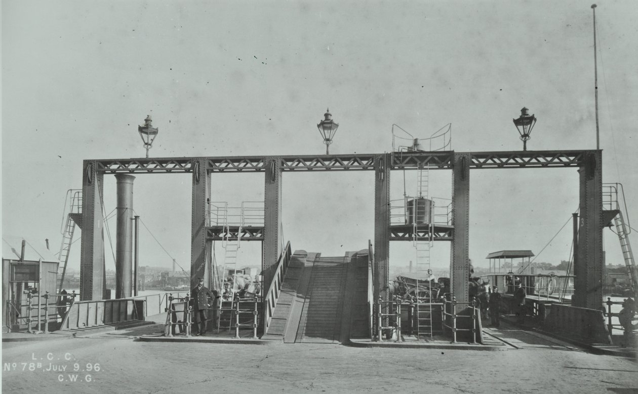 عرض وولويتش فيري ، 1896 بواسطة مصور انجليزى