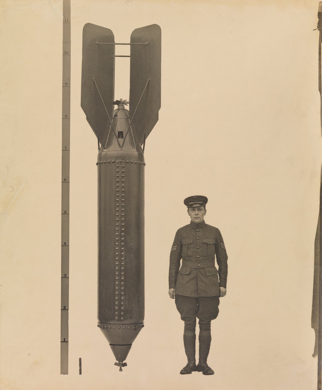ما فات برلين ، 1918 (طباعة الجيلاتين الفضي) بواسطة مصور انجليزى